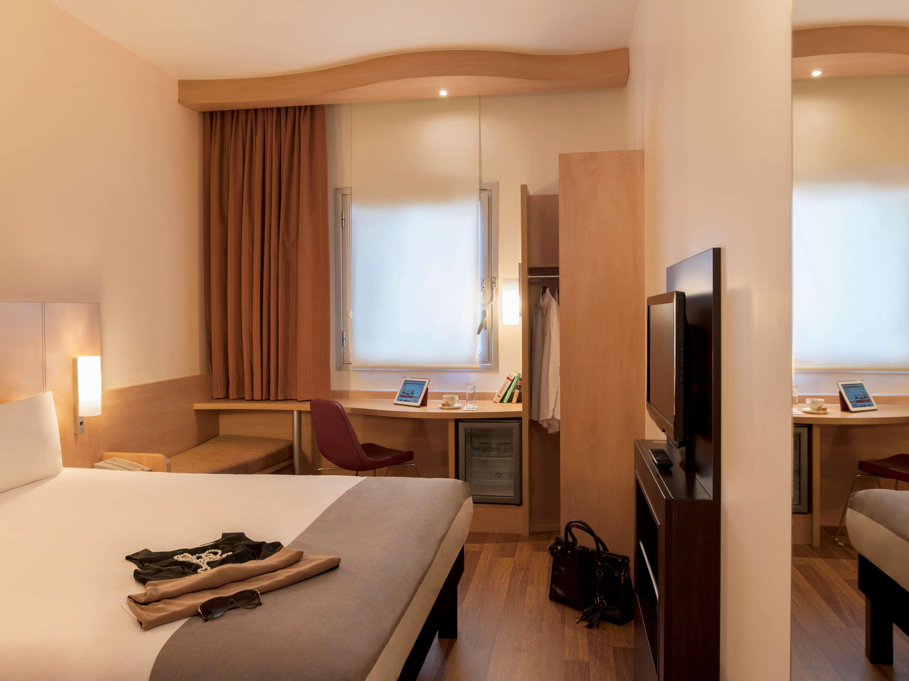 Ibis Istanbul Esenyurt Hotel Exterior photo